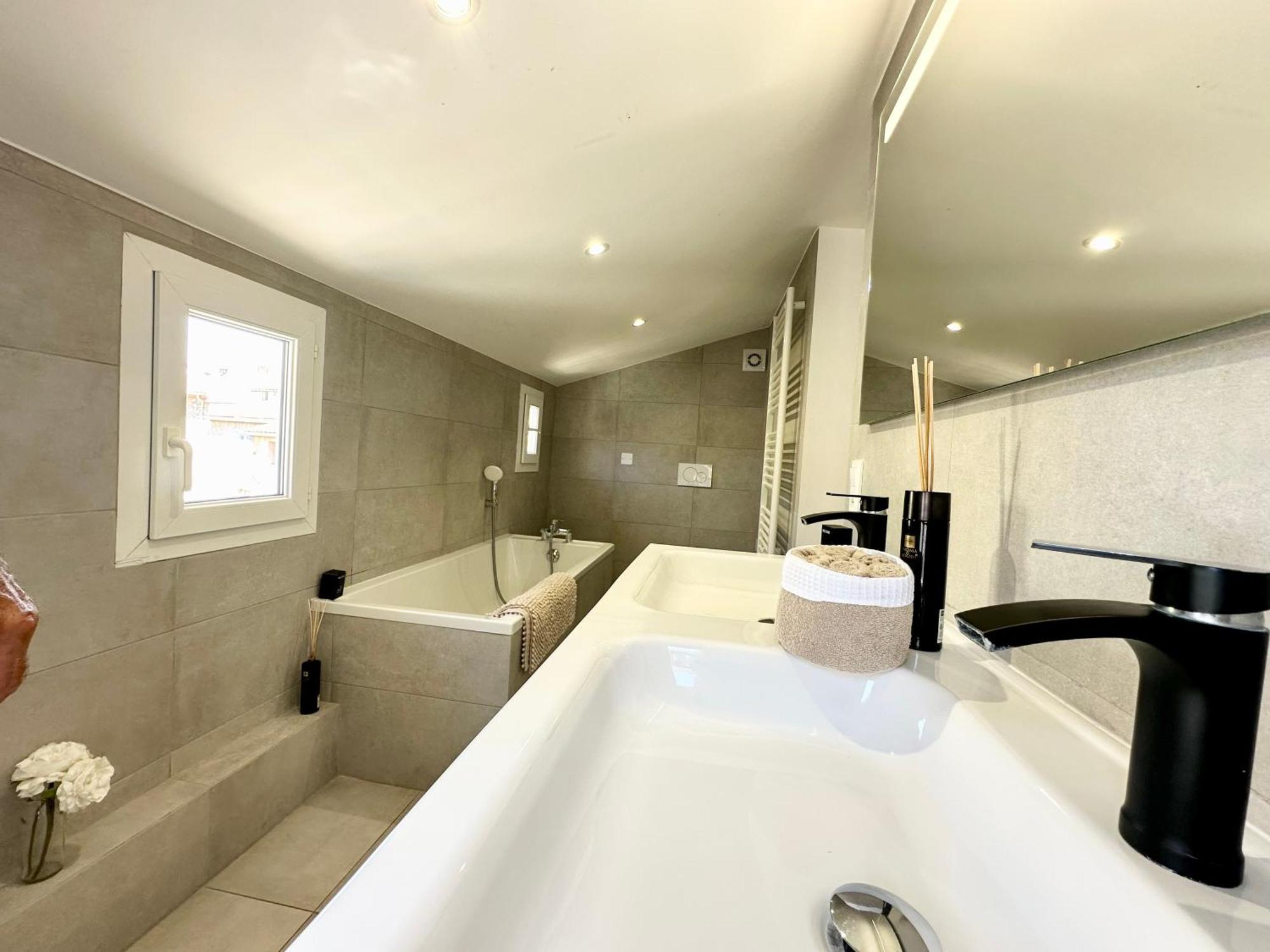 Gorgeous Brand New 2 Bedrooms Antibes Exteriér fotografie