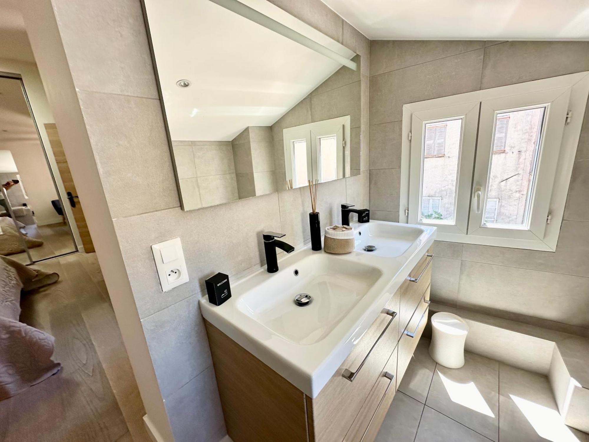 Gorgeous Brand New 2 Bedrooms Antibes Exteriér fotografie